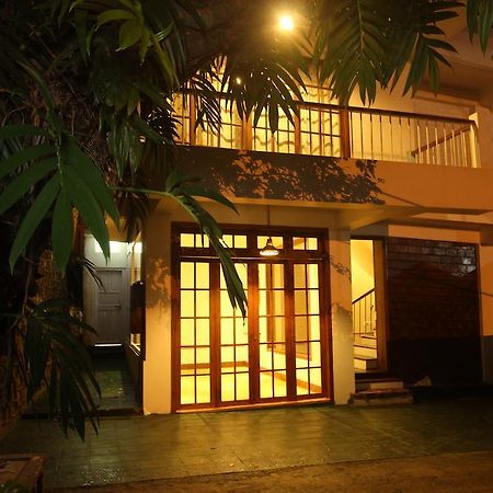 The Pear Tree Bed & Breakfast ชิลลอง ภายนอก รูปภาพ